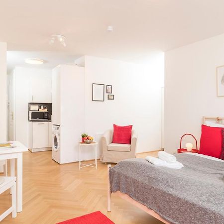 Red Monkey Vienna Apartment Buitenkant foto