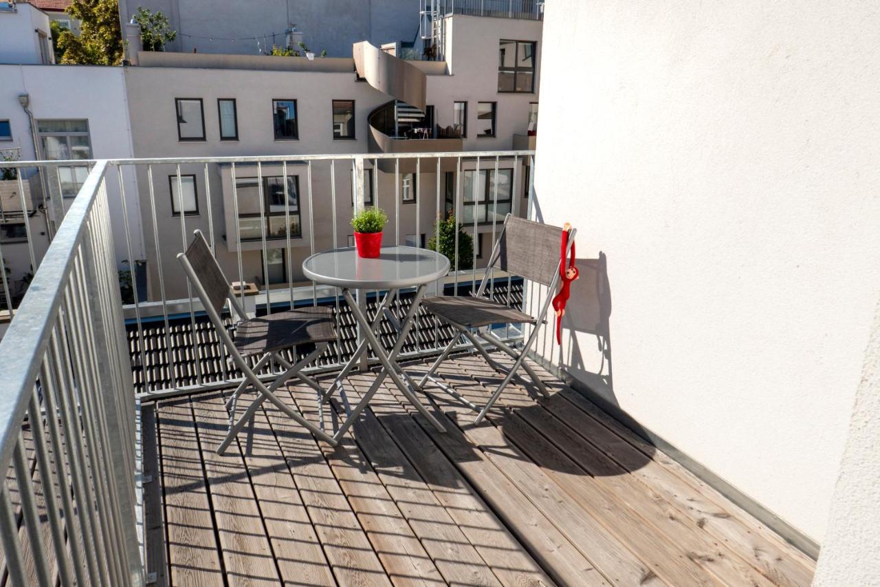 Red Monkey Vienna Apartment Buitenkant foto