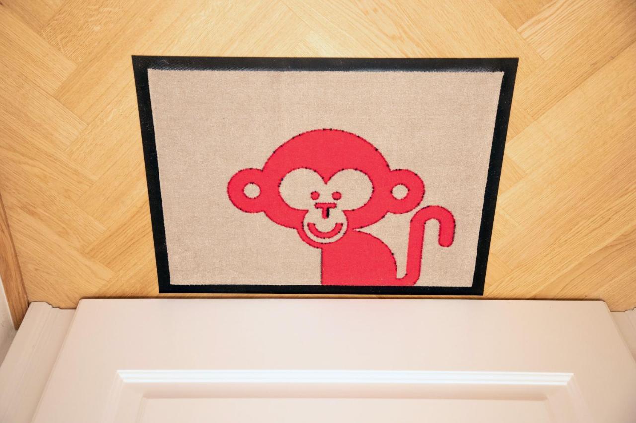 Red Monkey Vienna Apartment Buitenkant foto